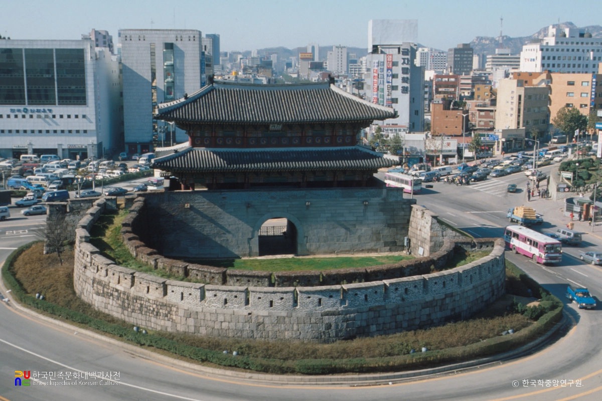 서울 흥인지문 정면 전경