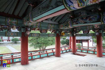 통영 통영향교 중 풍화루 내부