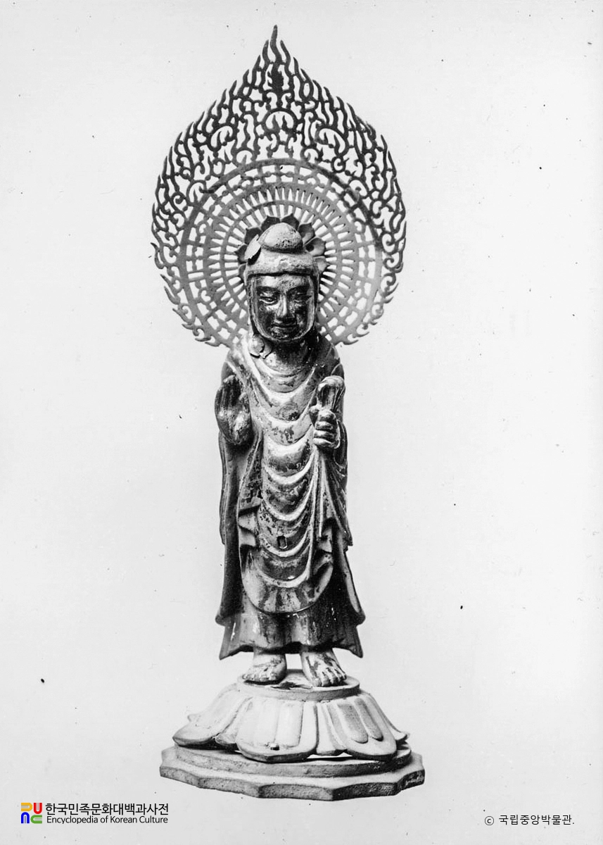 경주 구황리 금제여래입상