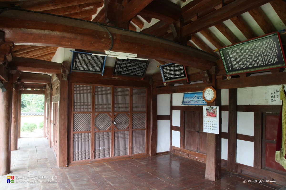 함안 함안향교 중 명륜당 내부