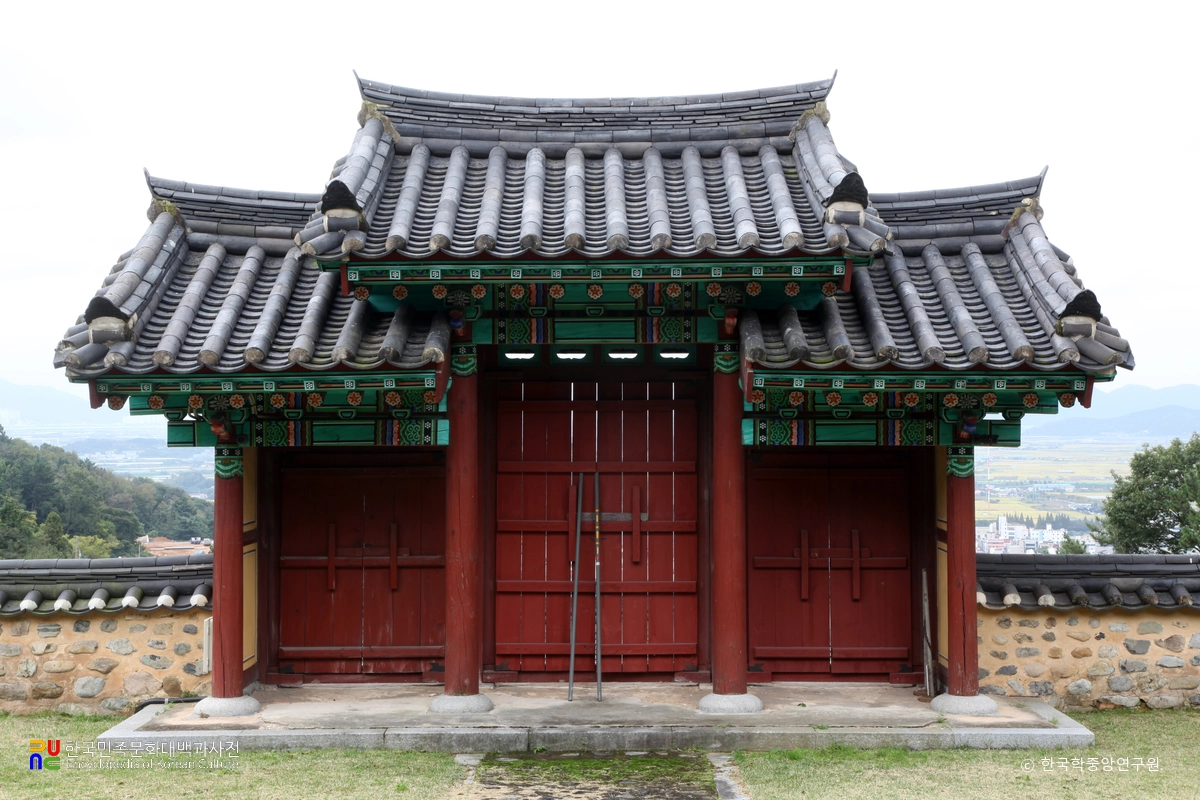 김해 송담서원 상절문 후면