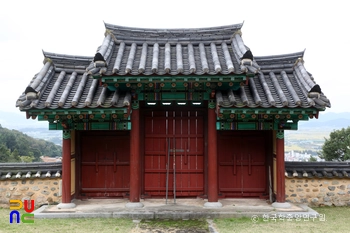 김해 송담서원 상절문 후면