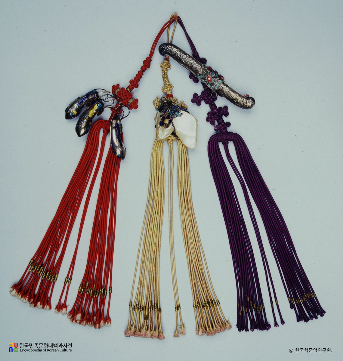 은파란가지삼작노리개