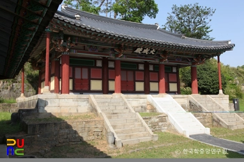 진주 진주향교 중 대성전 좌측면