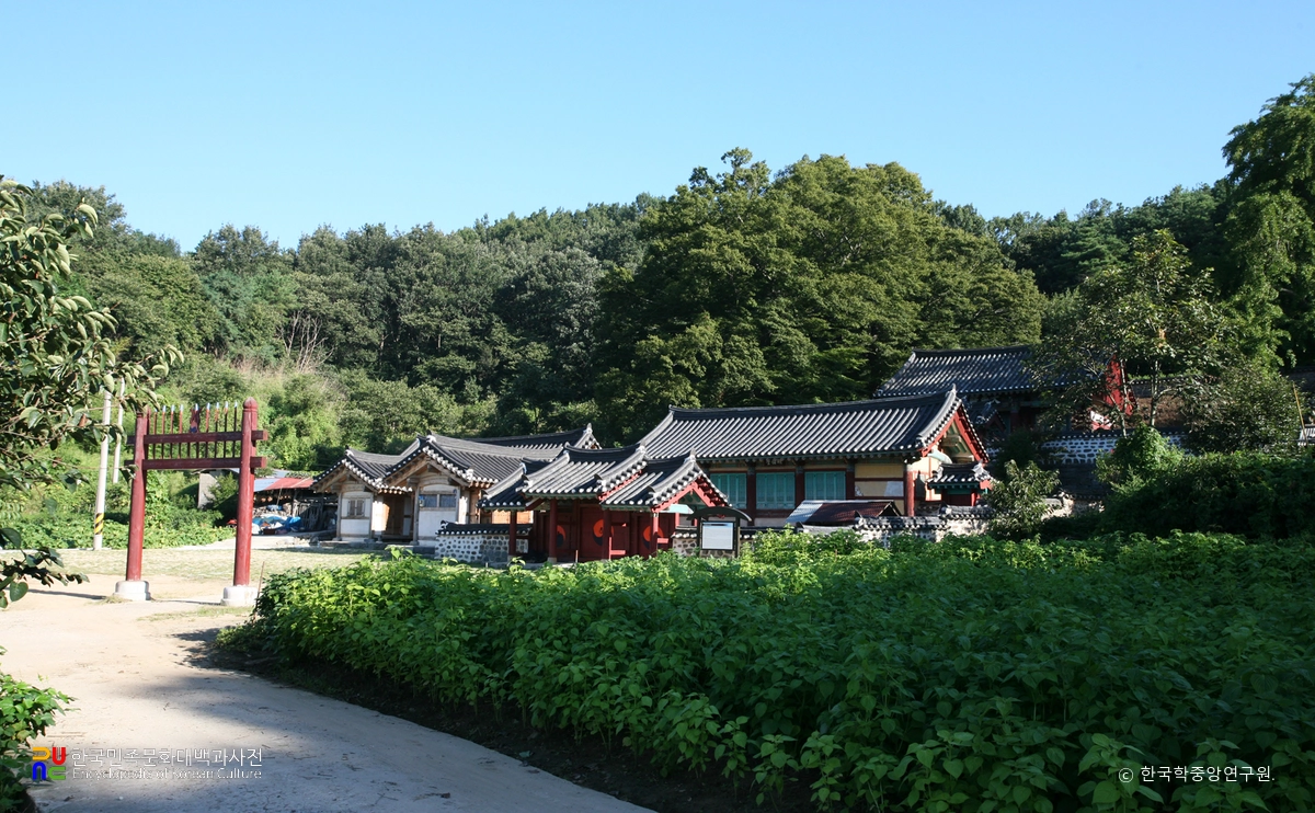 부여 홍산향교 전경