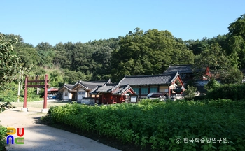 부여 홍산향교 전경