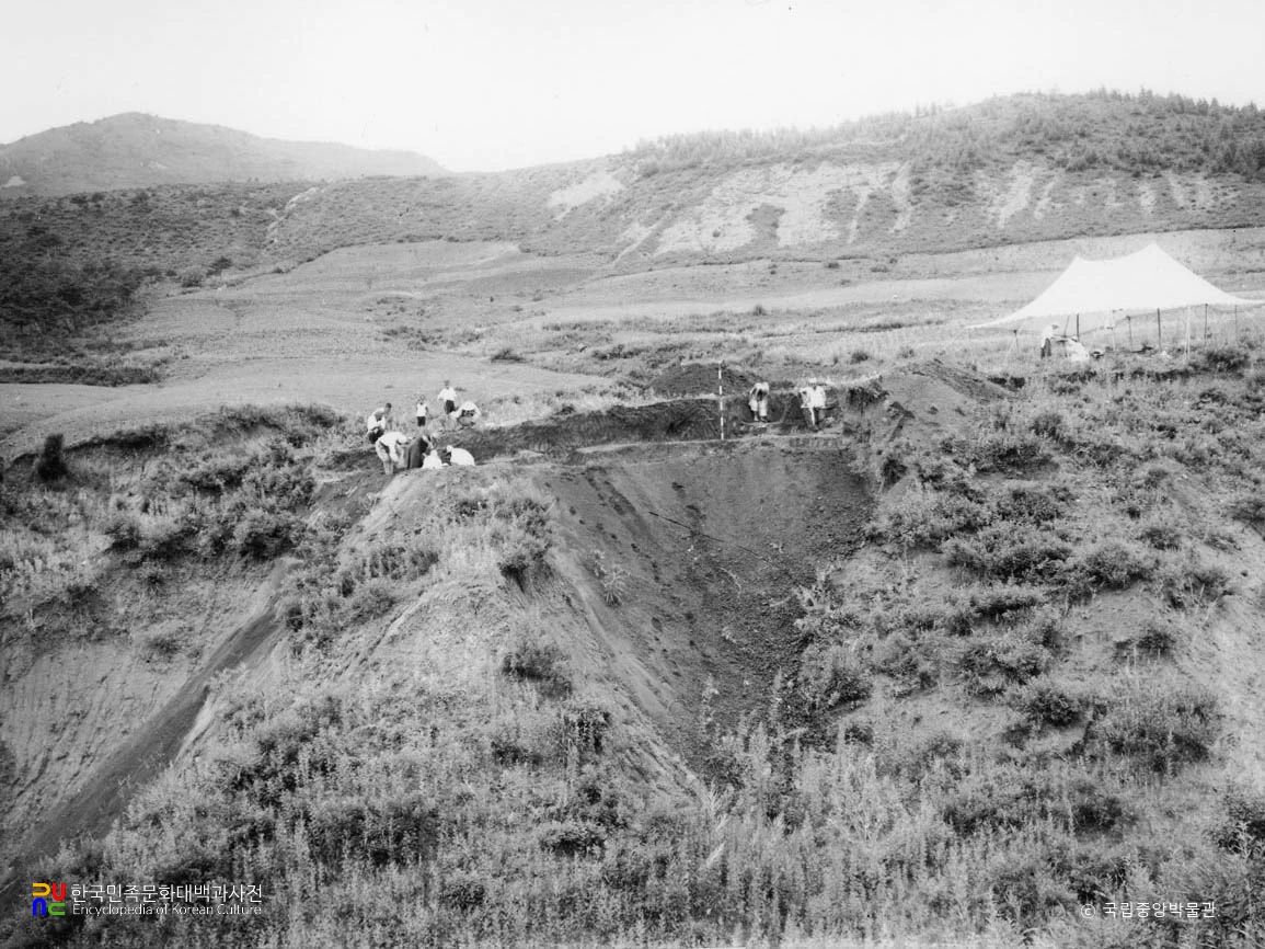 함북 종성 지경동 청동기시대 유적 발굴조사 모습