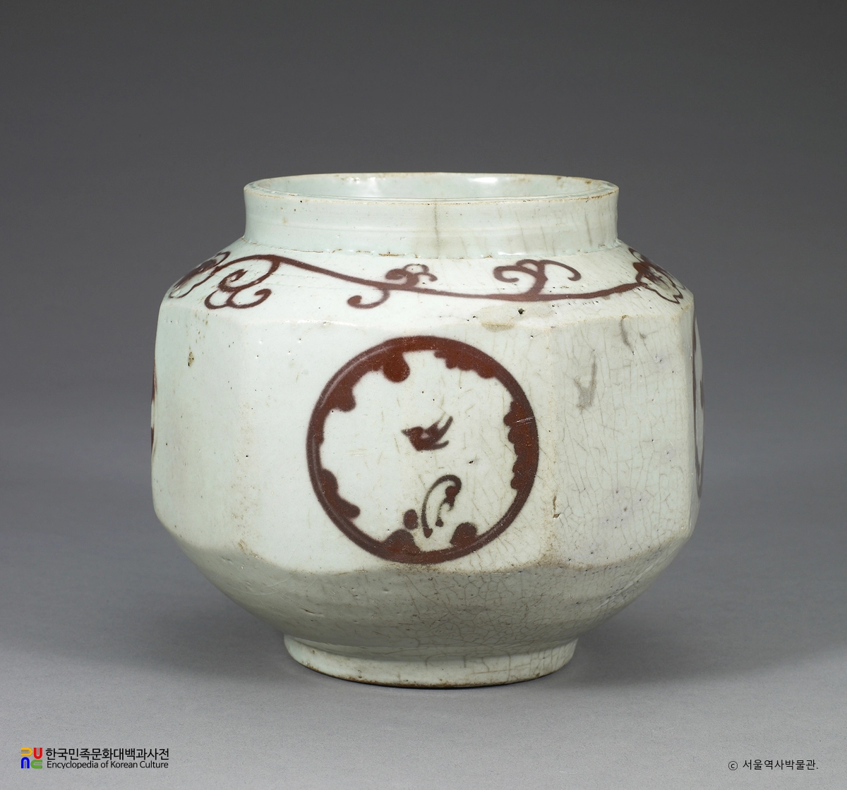 백자 동화 원형문 각호