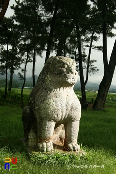 경주 괘릉석상 및 석주 일괄 중 사자