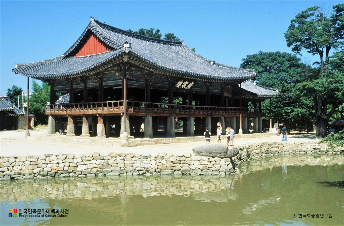 남원 광한루 정측면