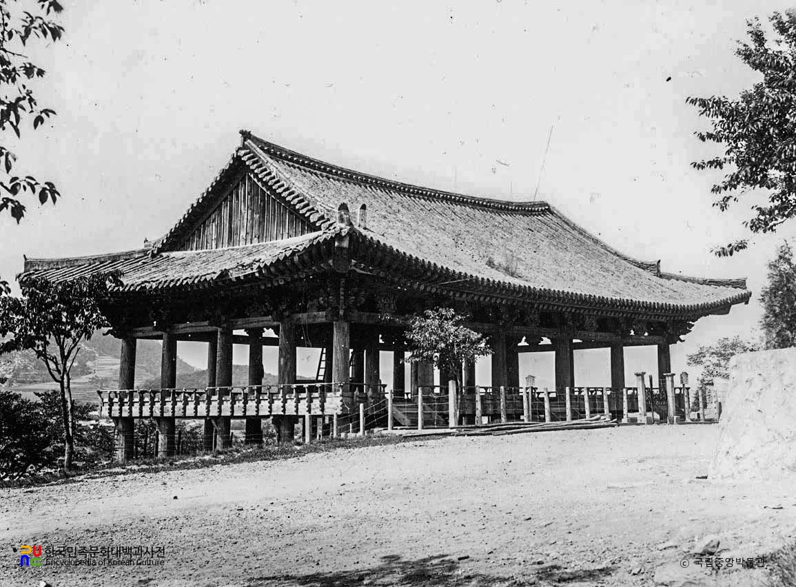 진주 촉석루 배면