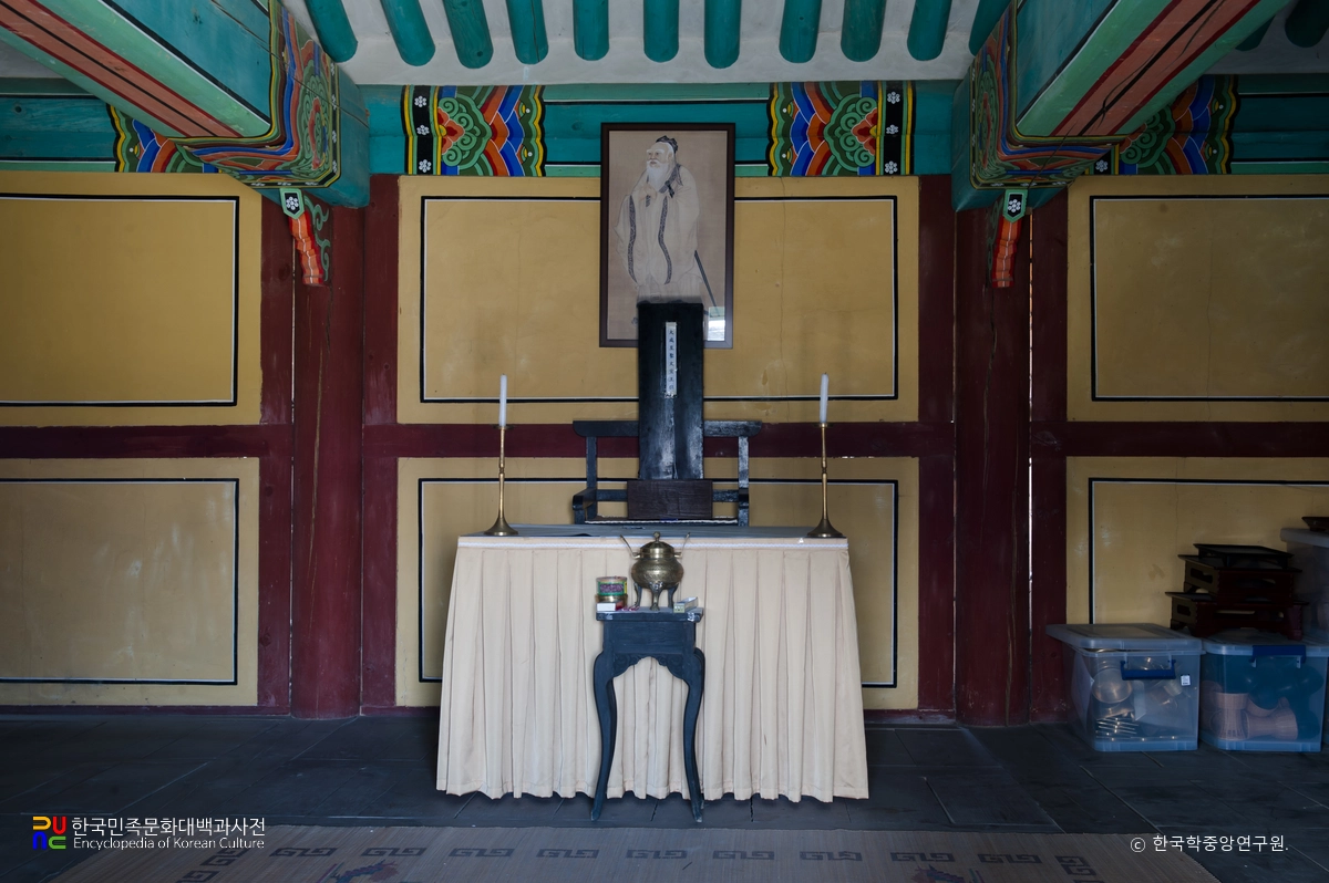 김포 김포향교 대성전 내부