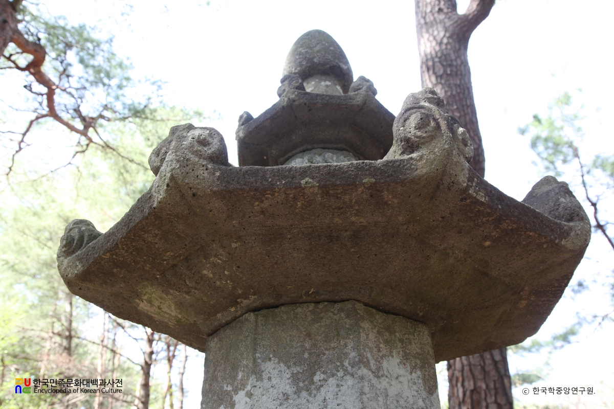 하동 쌍계사 승탑 옥개석