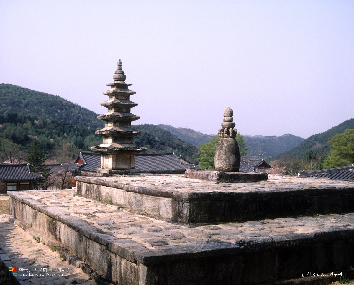 김제 금산사 금강계단 정측면