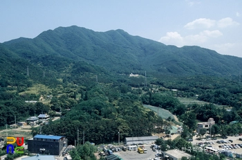 검단산