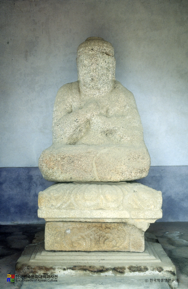 부여 석목리 석조비로자나불좌상