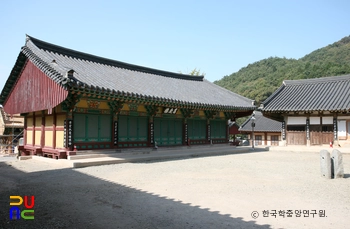 영광 불갑사 만세루 정측면