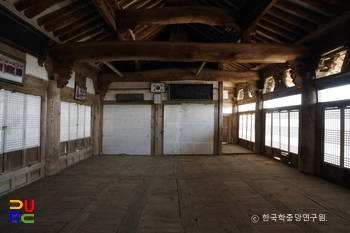 논산 노강서원 강당 내부