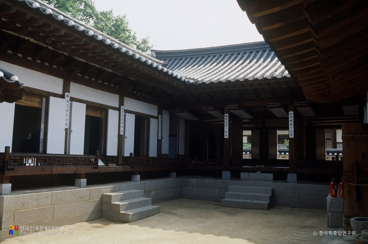 서울 옥인동 서용택가 내부