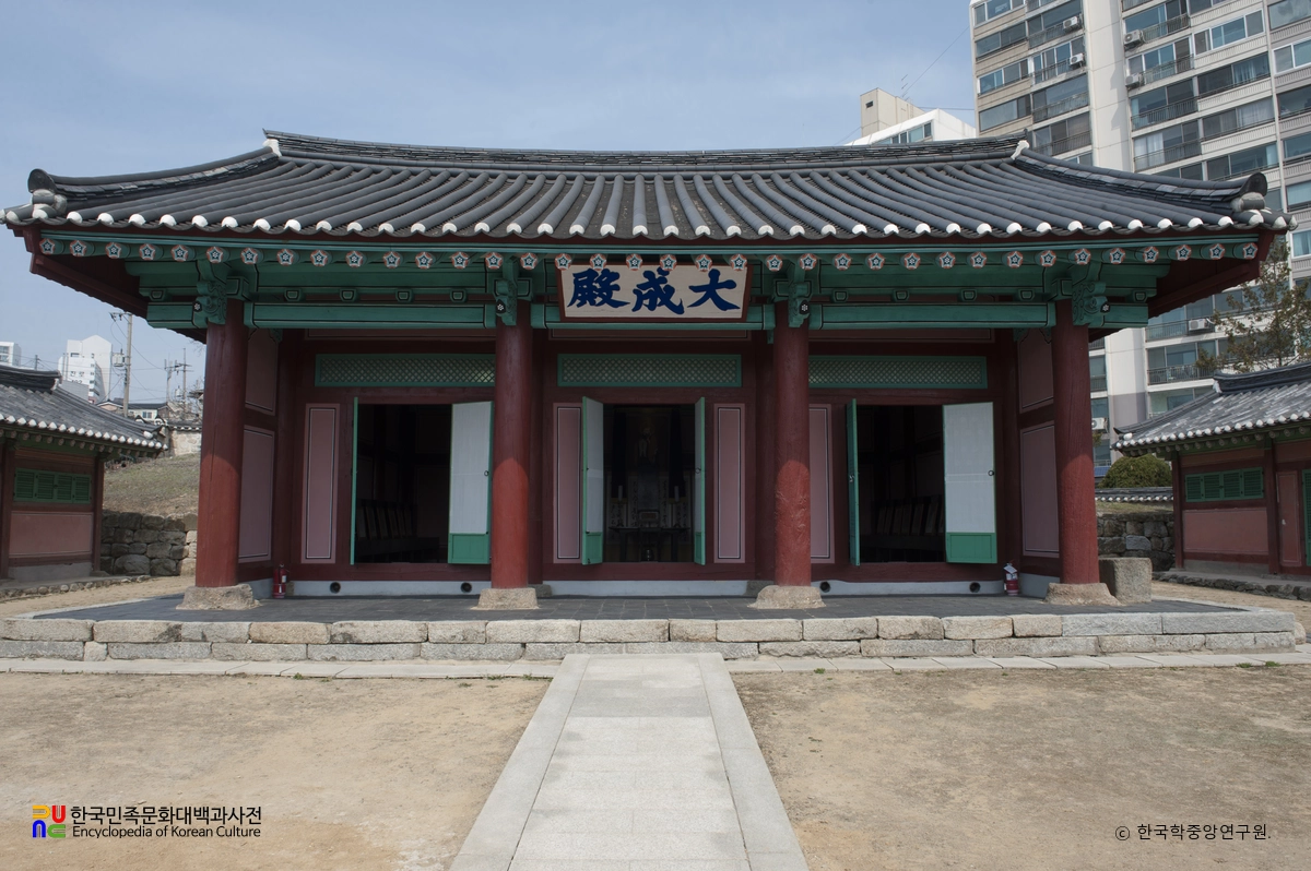 원주향교 대성전 정면