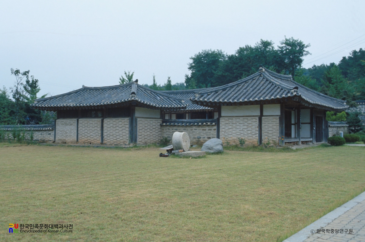 김좌진 장군 생가지