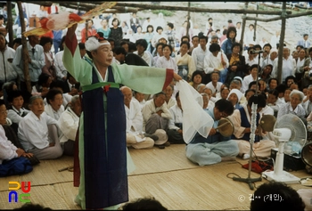 강릉단오제 / 축원굿