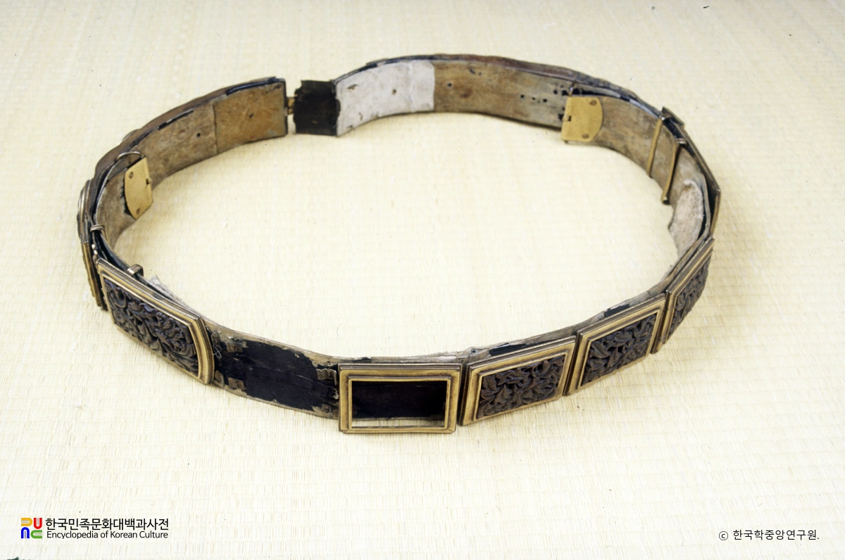 권응수 장군 유물 중 각대