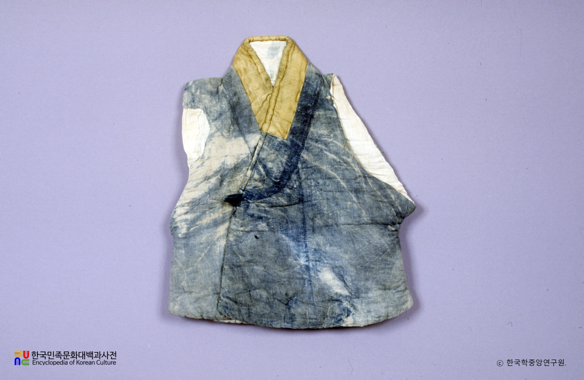 청원 구례손씨 묘 출토 유물