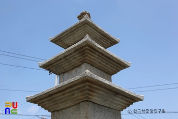 산청 단속사지 동 삼층로아 슬롯 옥개석