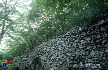 장성 입암산성 성벽