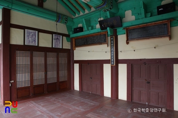 양산 송담서원 강당 내부