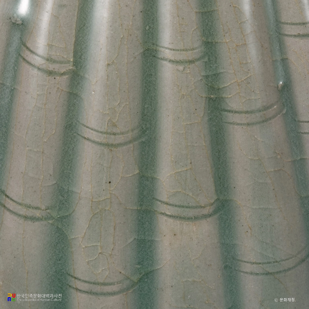 청자 양각죽절문 병