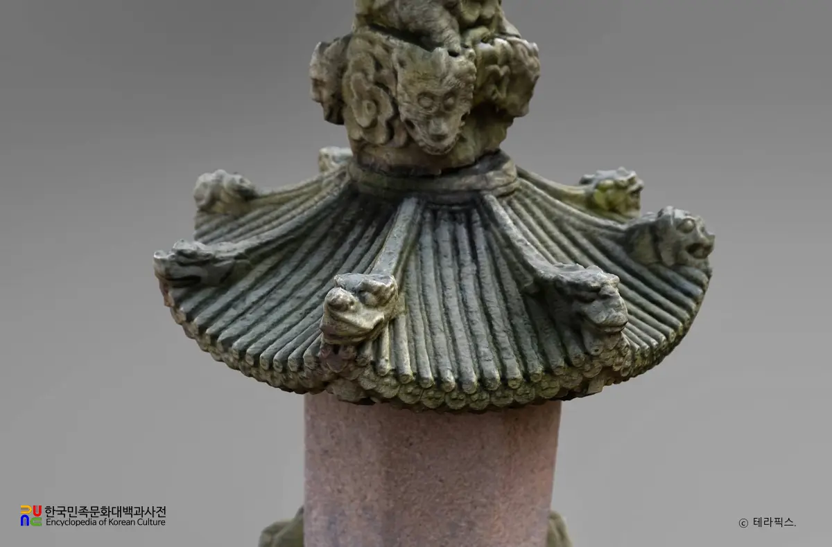 해남 대흥사 서산대사탑 옥개석