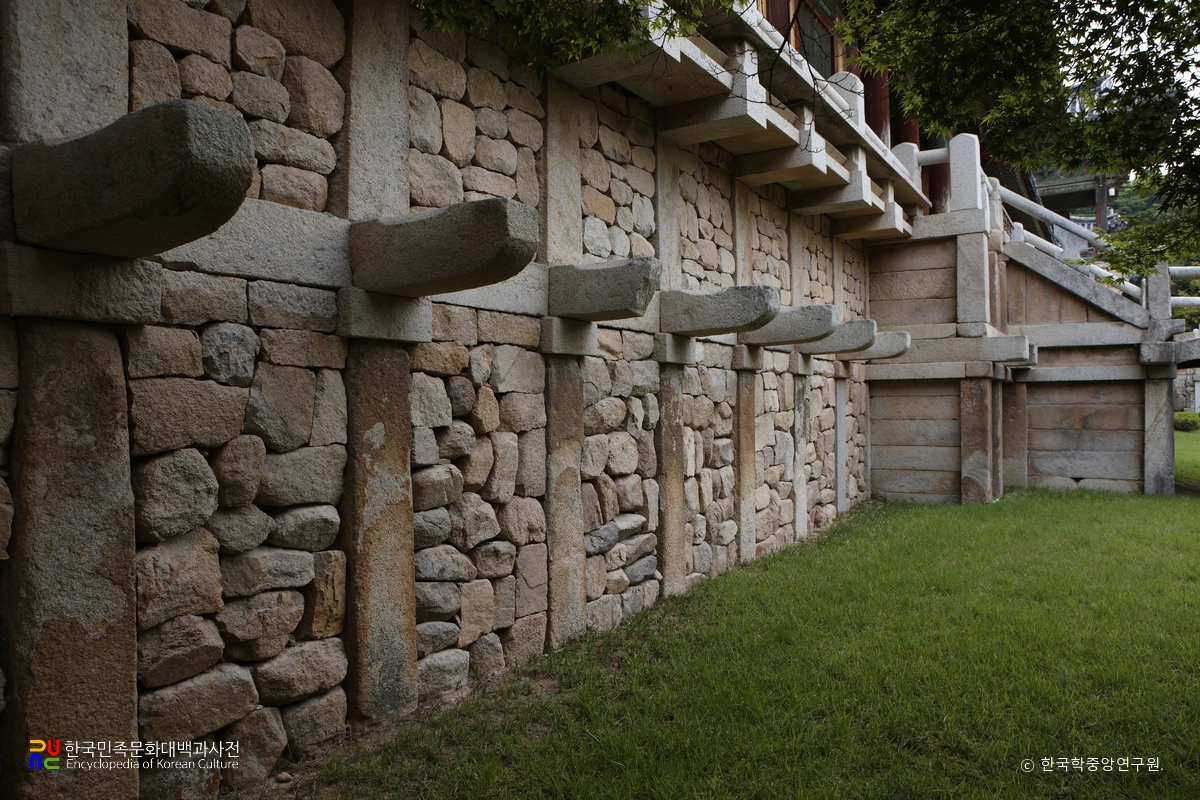 경주 불국사 가구식 석축 중 연화교와 칠보교 우측 부근 석축