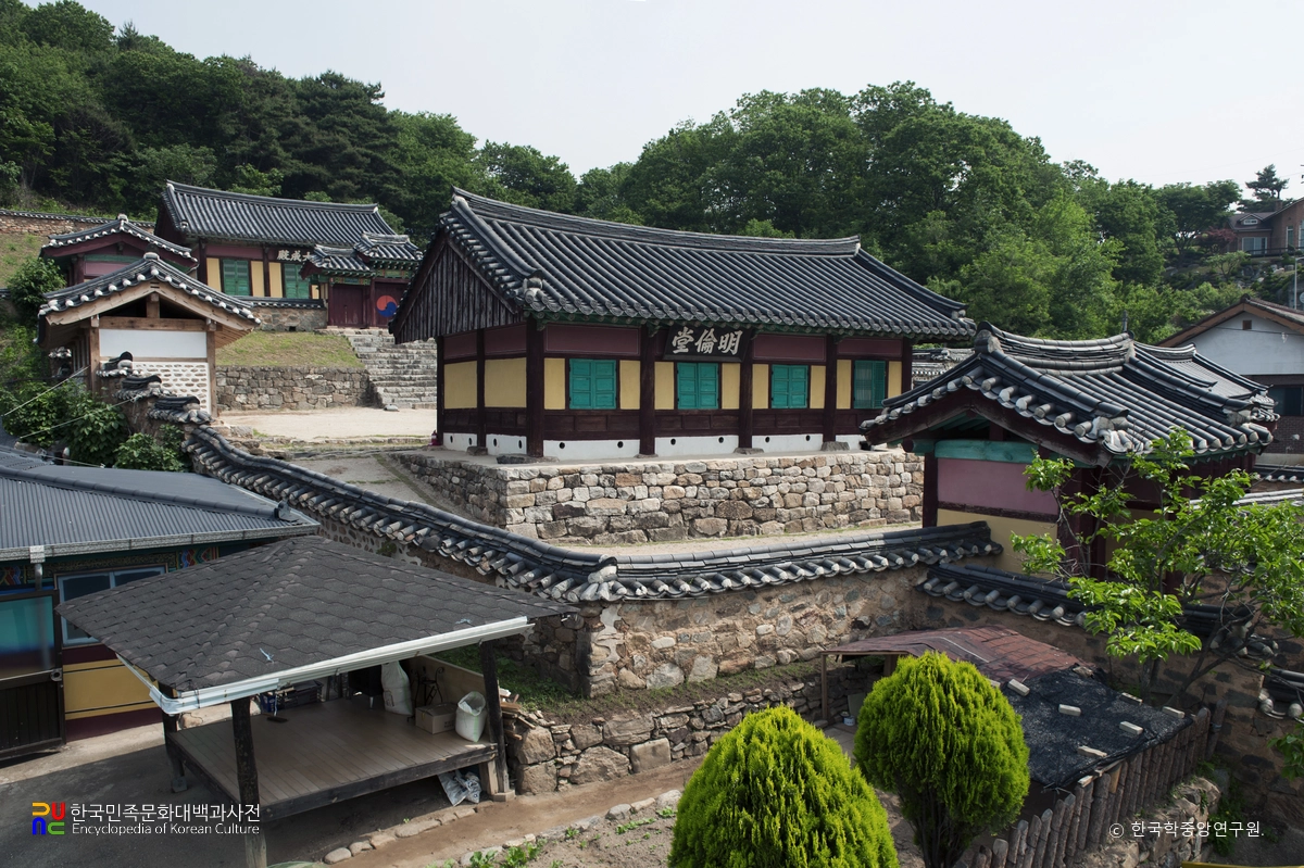 양평 양근향교 명륜당과 대성전