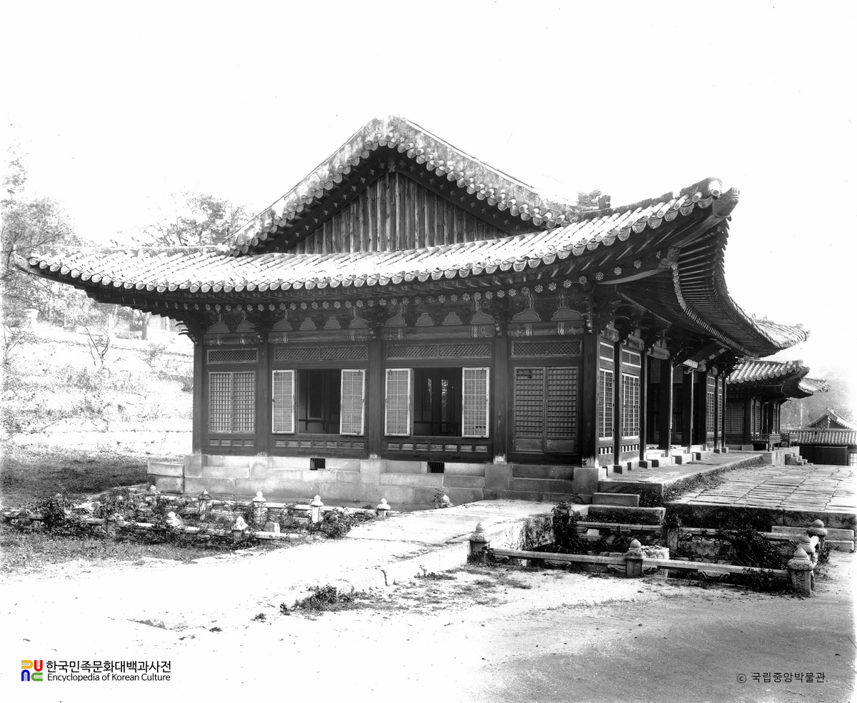 서울 창경궁 통명전 서측면