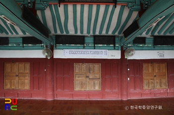 창녕 창녕향교 중 명륜당 내부