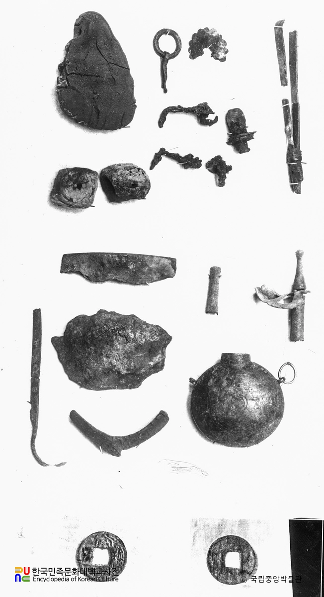 경주 분황사 모전석탑 사리장엄구, 유물