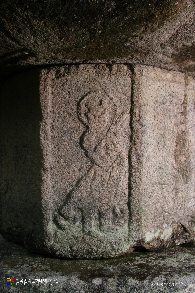 군위 인각사 보각국사탑 및 비 중 보각국사탑 탑신 우측면