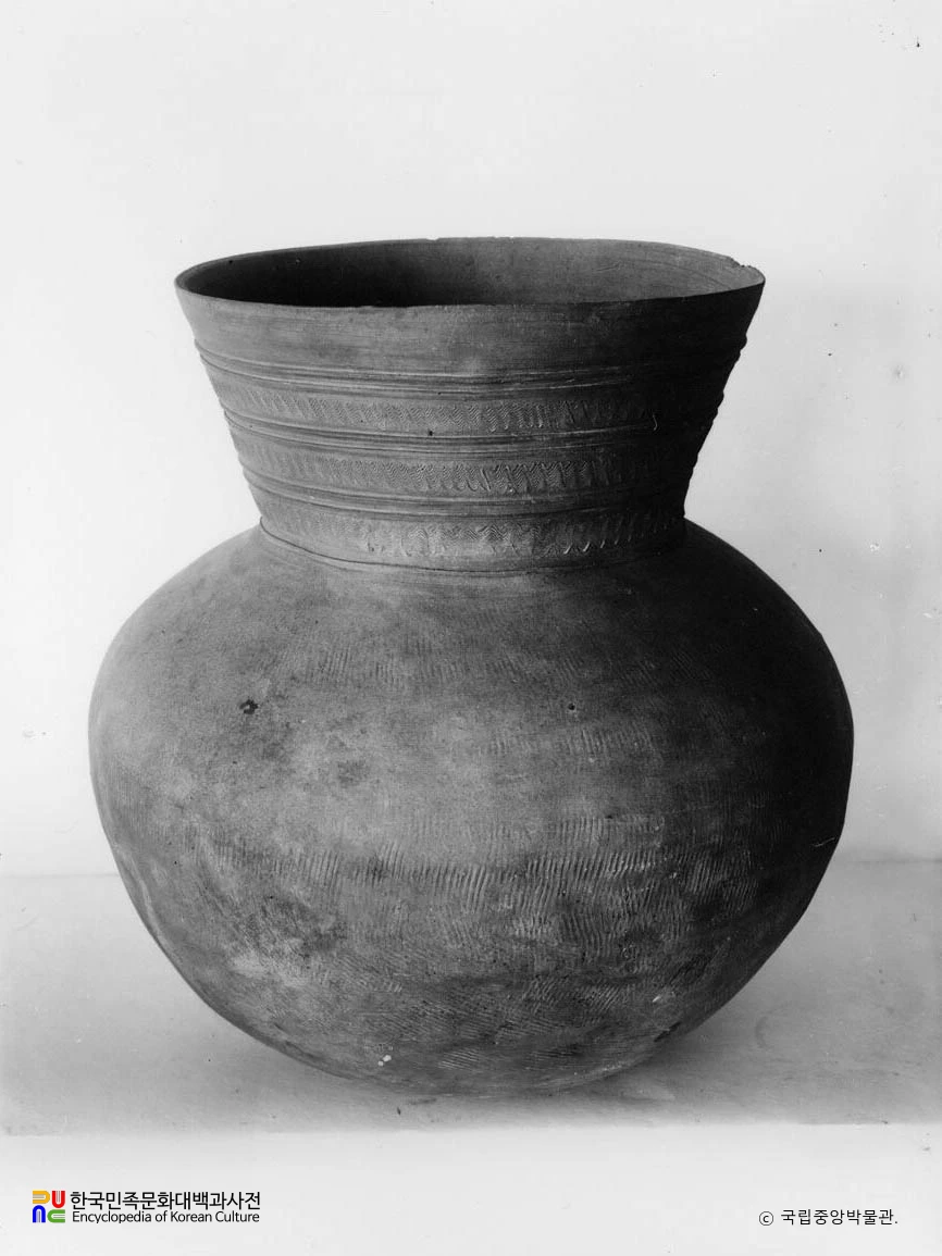 경남 창녕 교동 89호분 출토 장경호