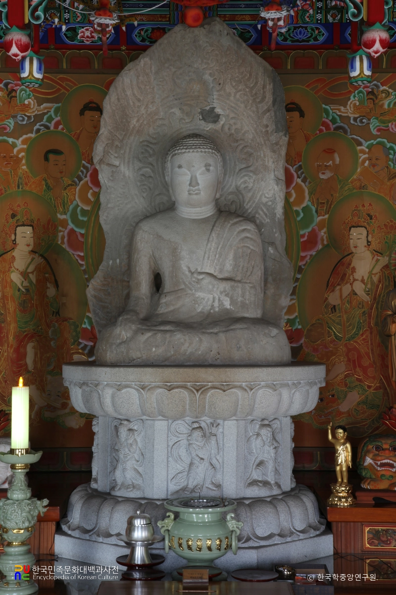 진주 평거동 석조여래좌상