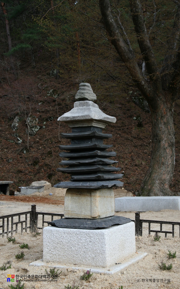 보은 법주사 여적암 다층 청석탑