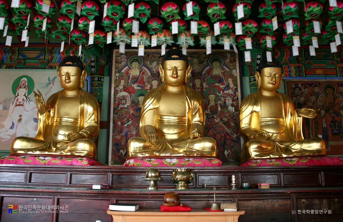 상원사 목조 삼세불 좌상