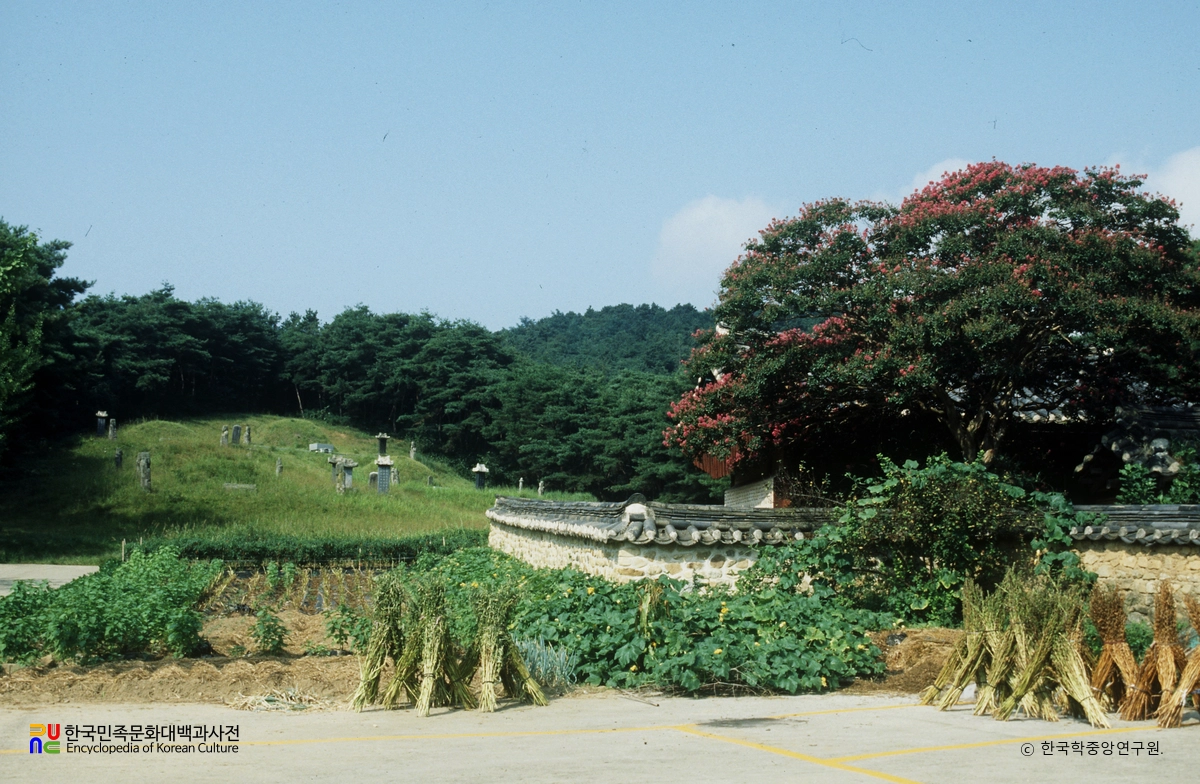 김장생 선생 묘소 일원