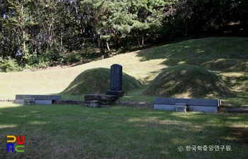 청풍김씨 문의공파 묘역 중 김식 묘