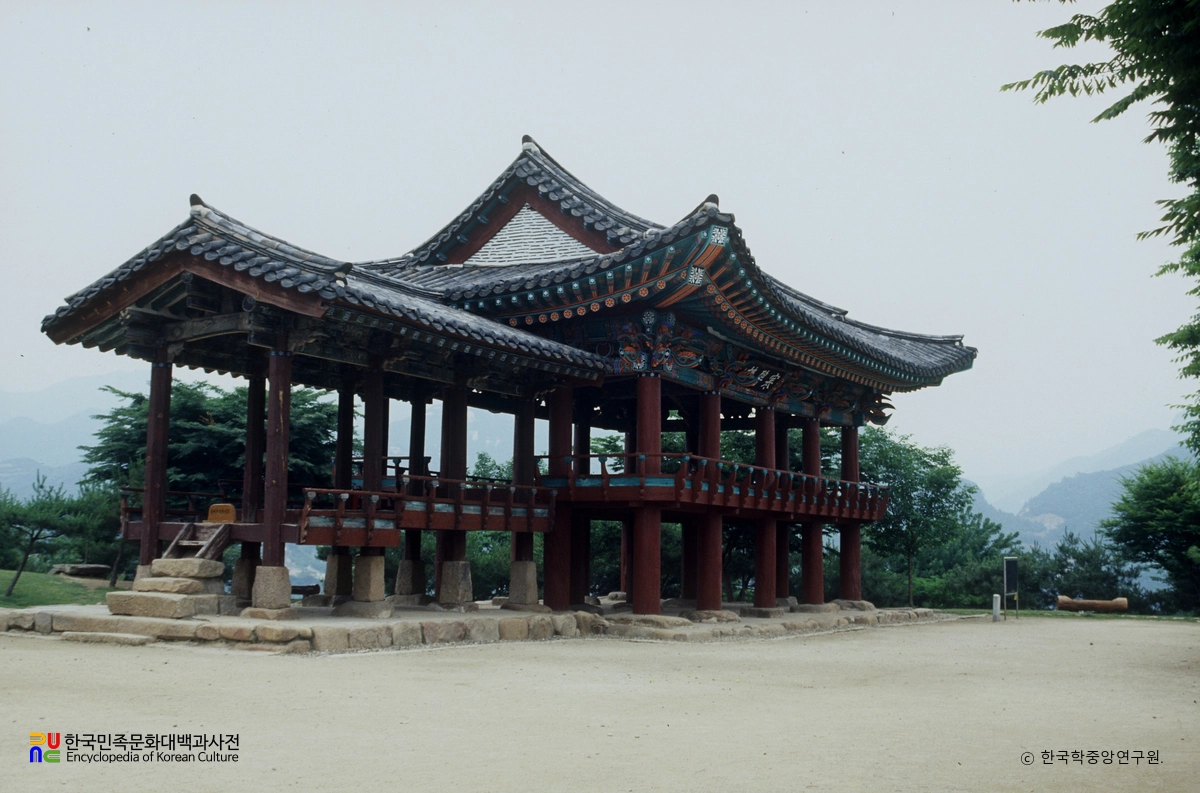 제천 청풍 한벽루 측면
