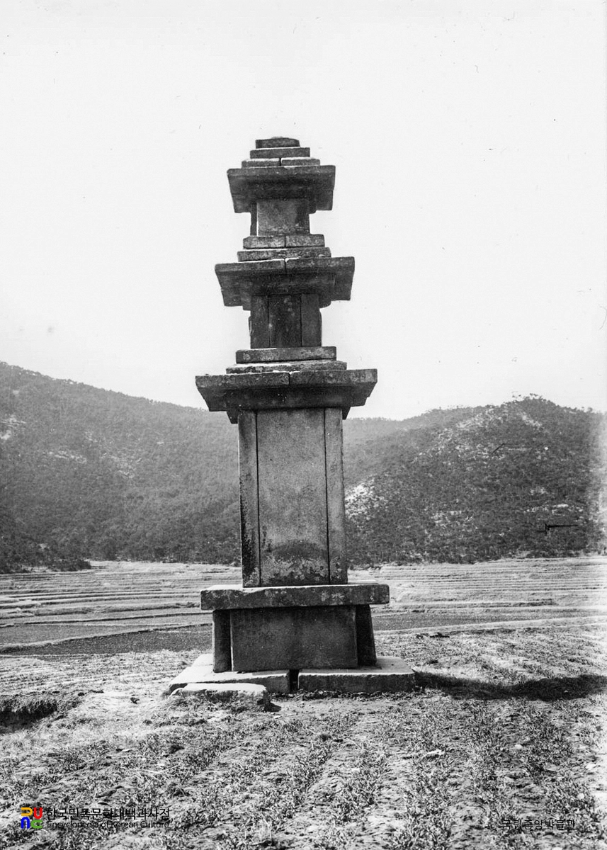 정읍 은선리 삼층석탑 전경