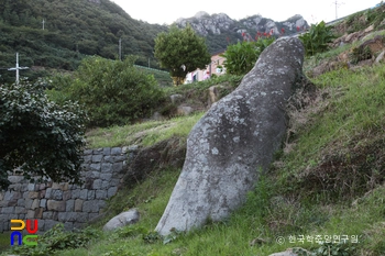 남해가천암수바위 중 암바위