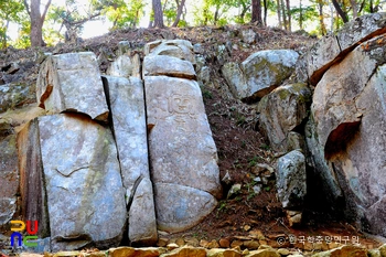순천 선암사 마애여래입상