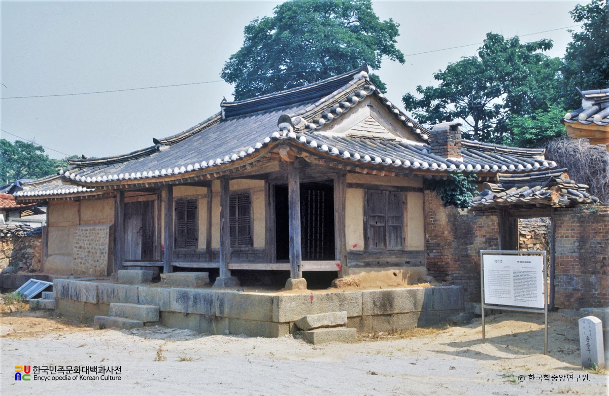 아산 윤승구 가옥